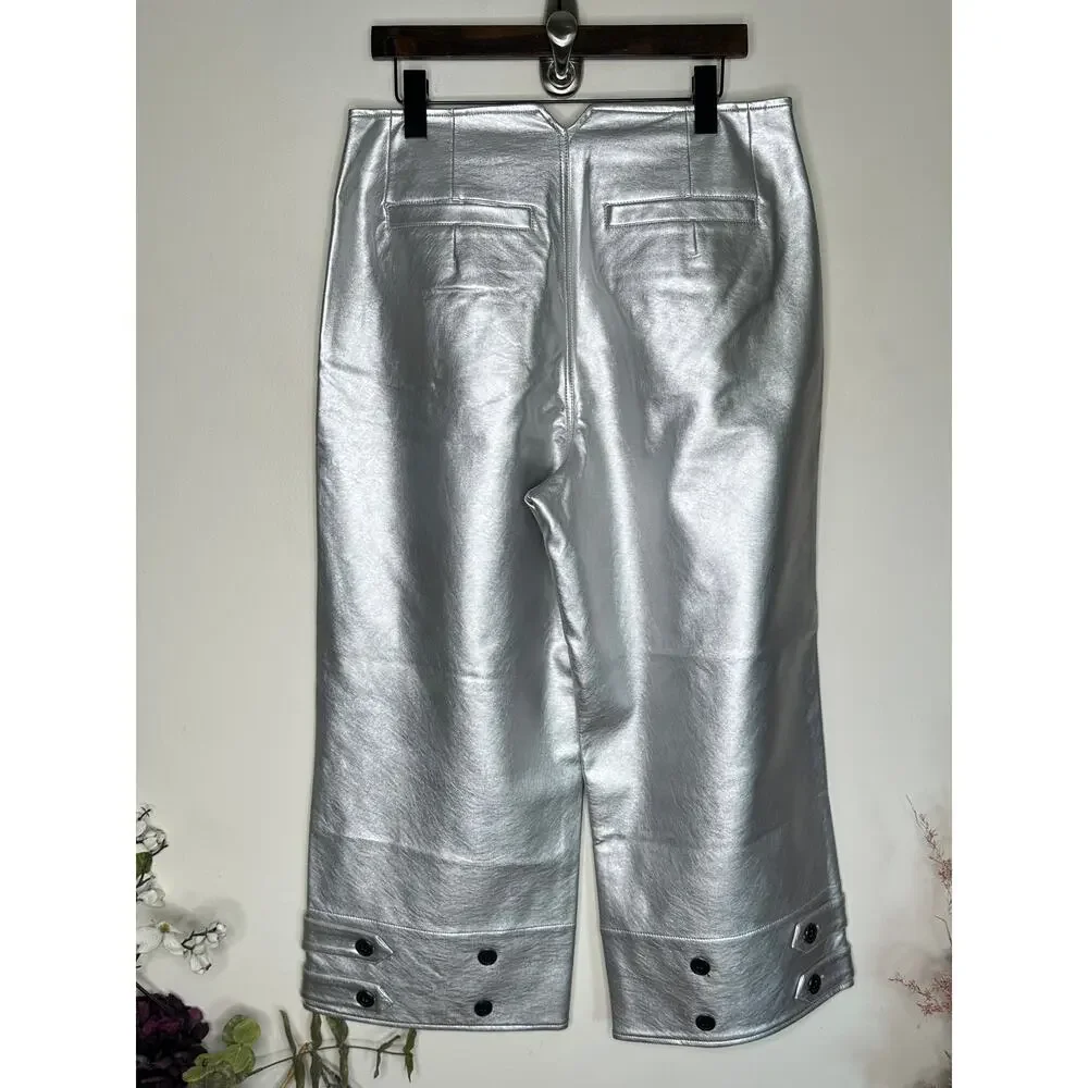 Free People sleek touch